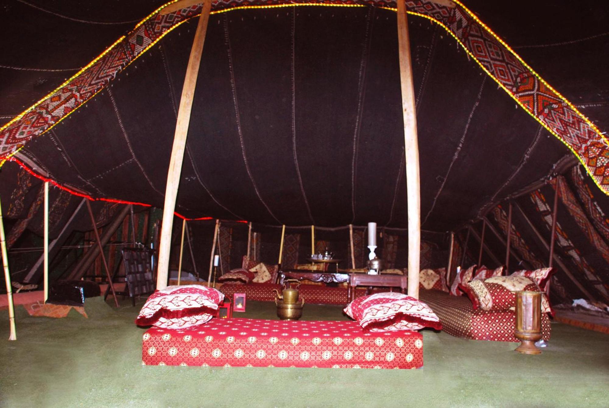 Dar Lghzal Special Offer In Rabat Winner Of Guest Experience 2025 Awards Traditional Sahrawi And Berber Privative Villa With Swimming Pool Jacuzzi Sea View And On Site Restaurant Ideal For Family And Groups In Rabat'S Center No Car Required Exterior foto
